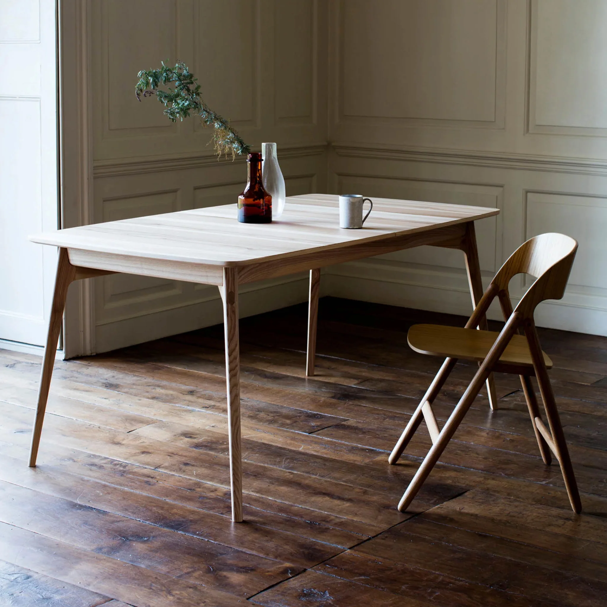 Narin Folding Chair by Case - Image 10