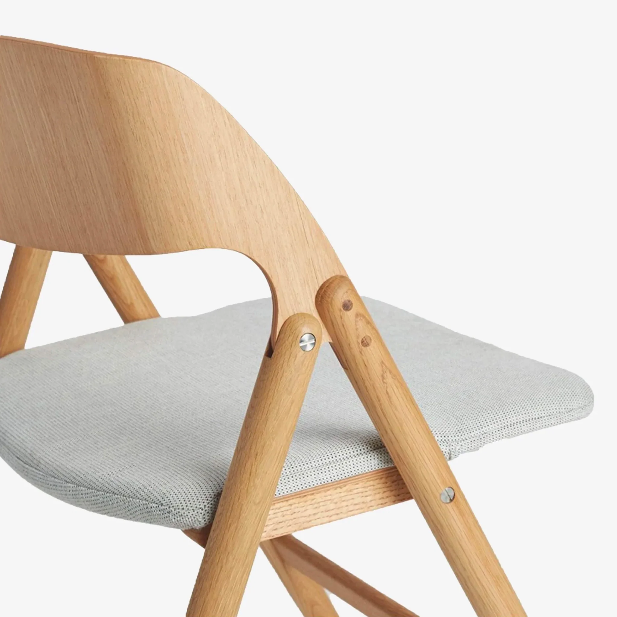 Narin Folding Chair by Case - Image 8