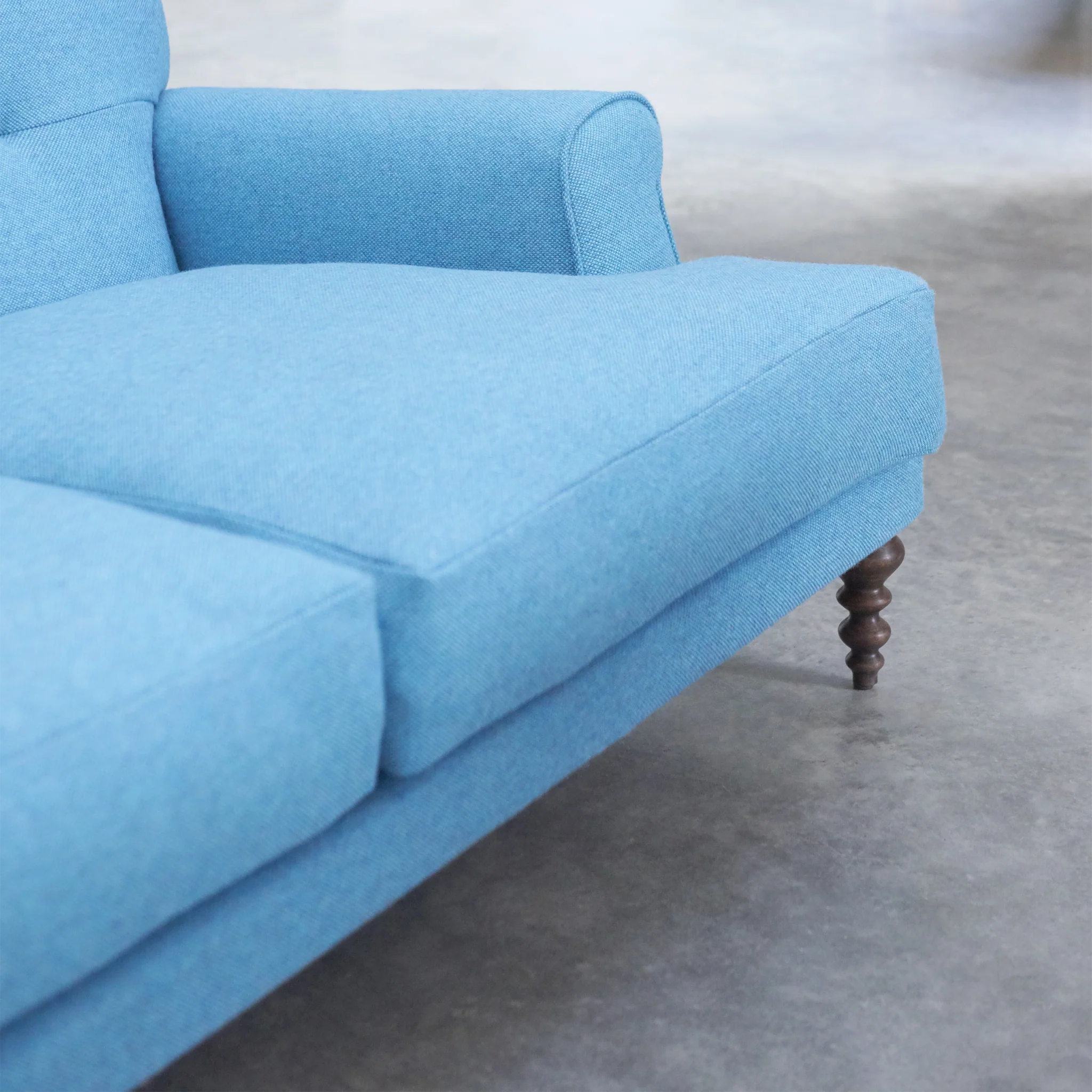 Oscar Sofa by SCP - Image 5