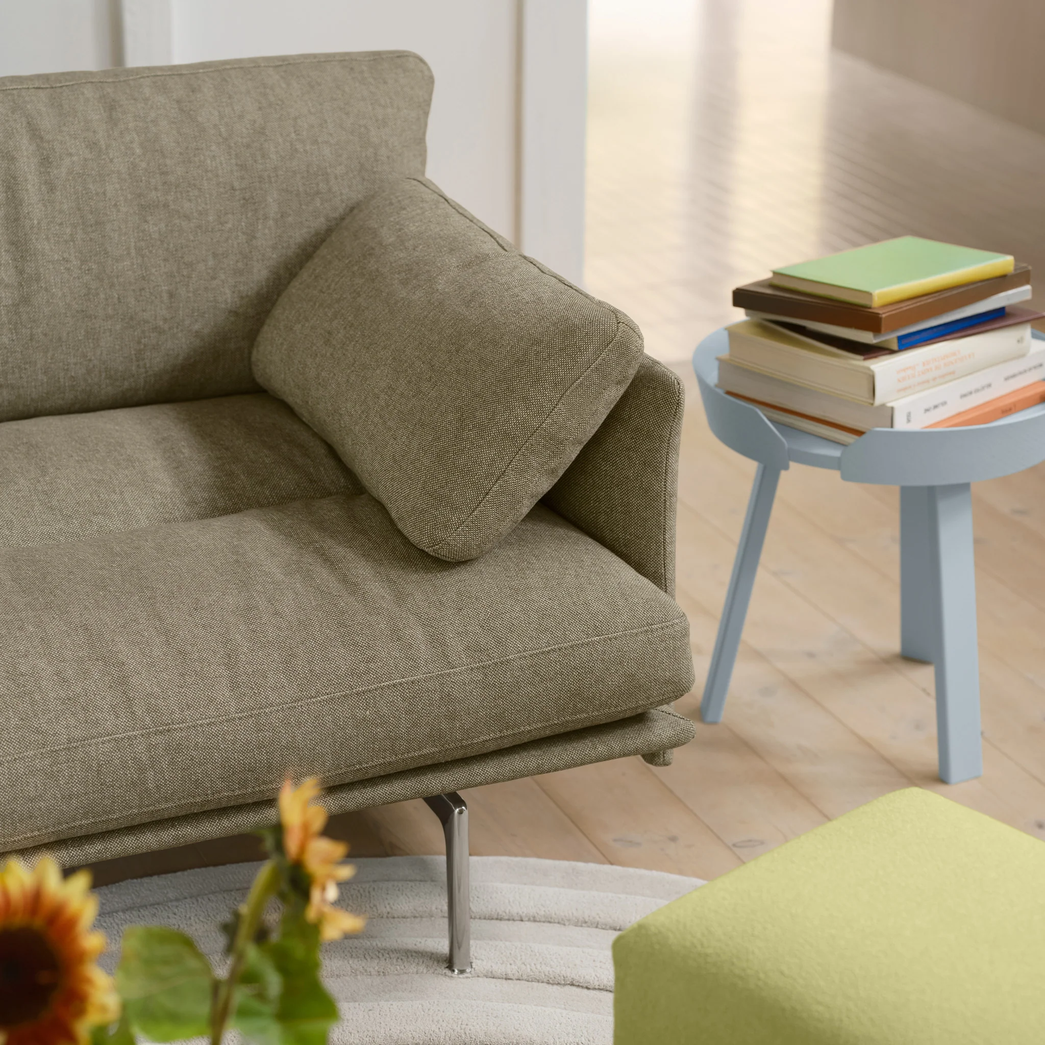 Outline Soft Sofa by Muuto - Image 4