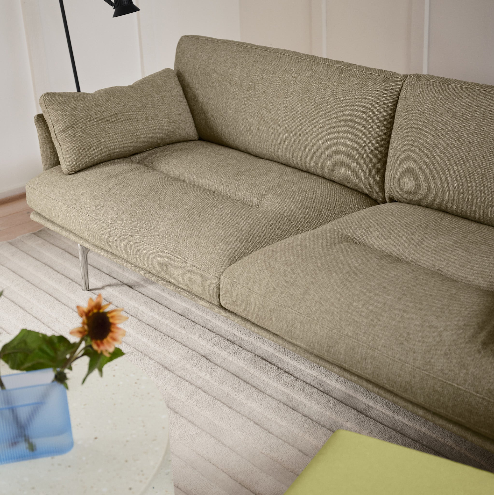 Outline Soft Sofa by Muuto - Image 5