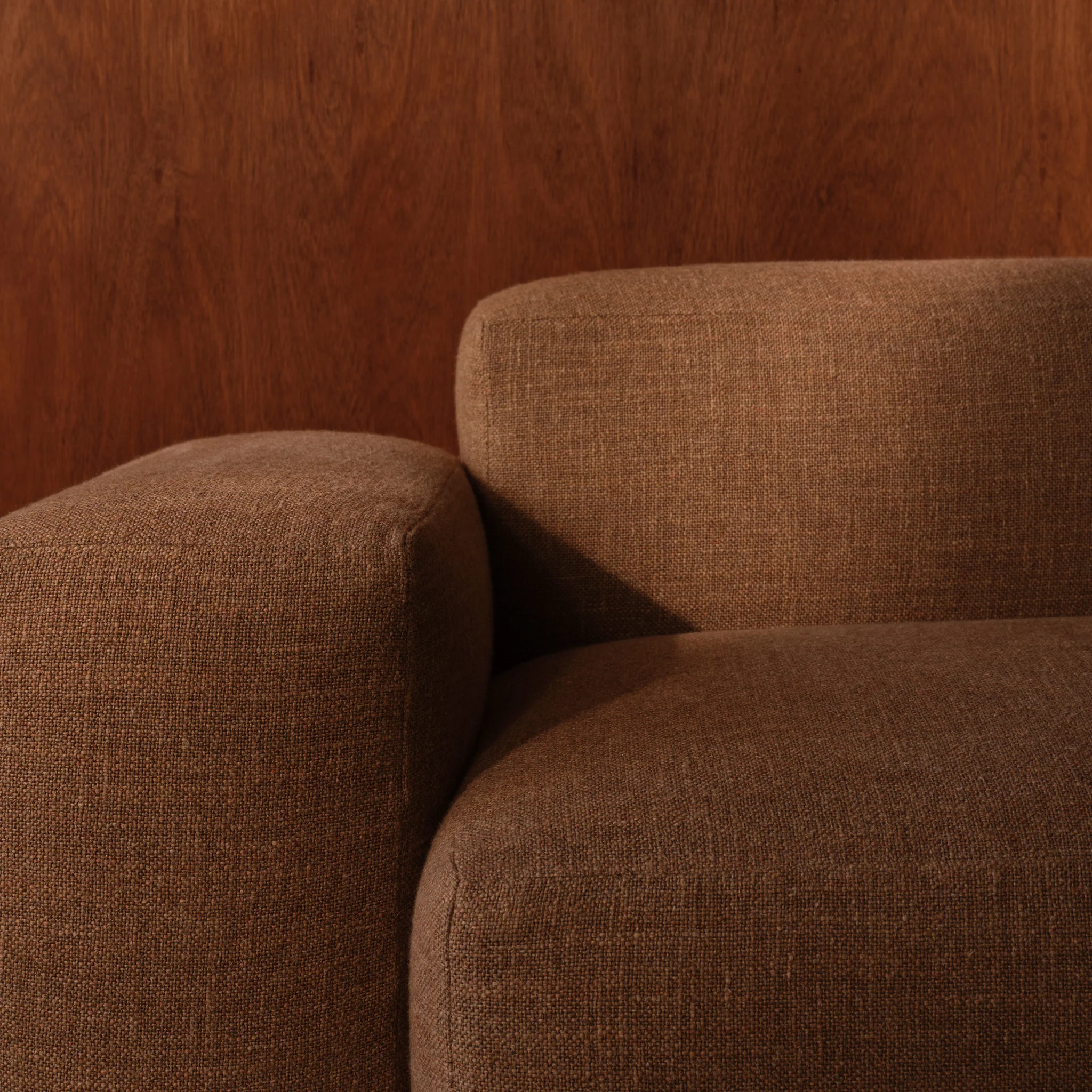Overlap Sofa by Terence Woodgate for SCP - Image 3