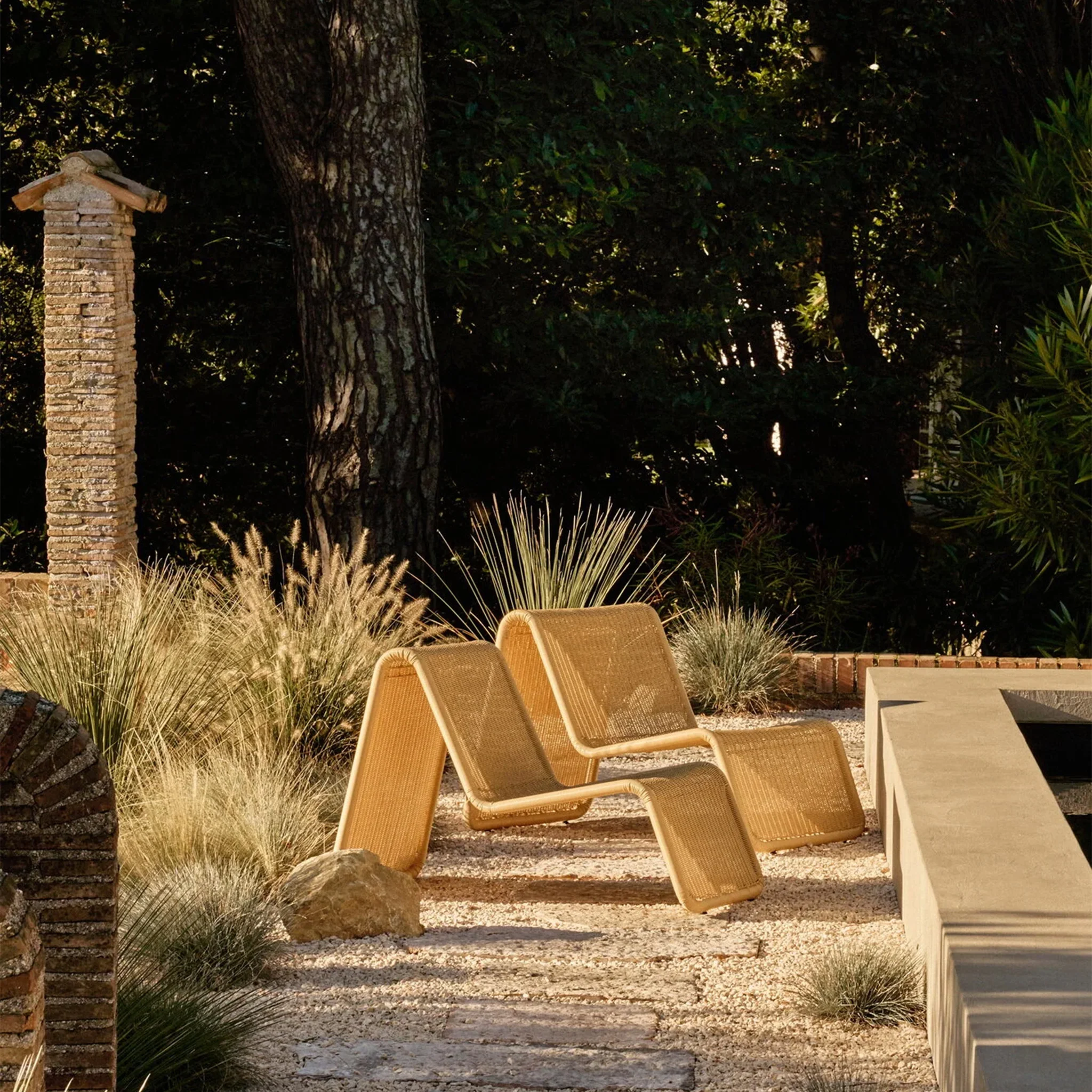 P3 Lounge Chair Outdoor By Tito Agnoli - Image 4