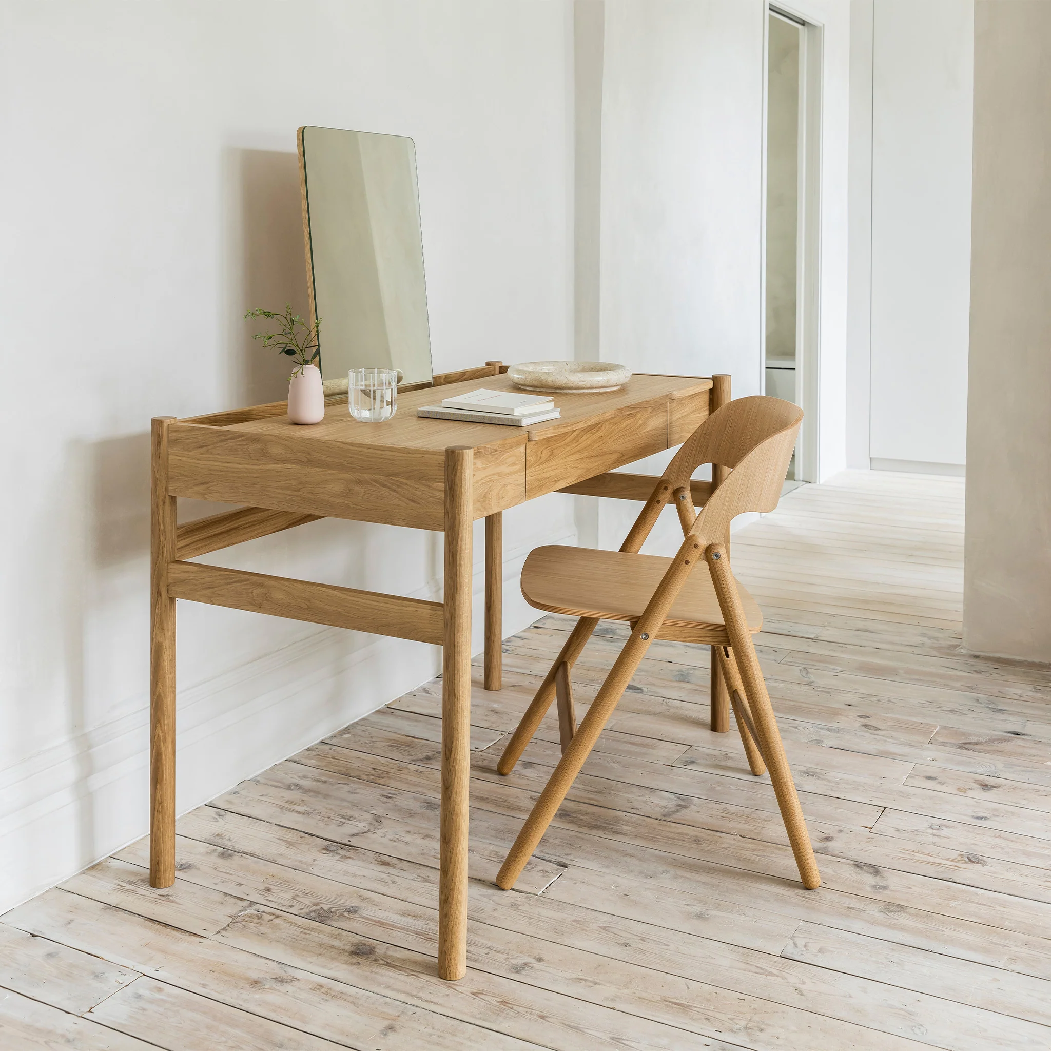 Pala Dressing Table by Case - Image 6