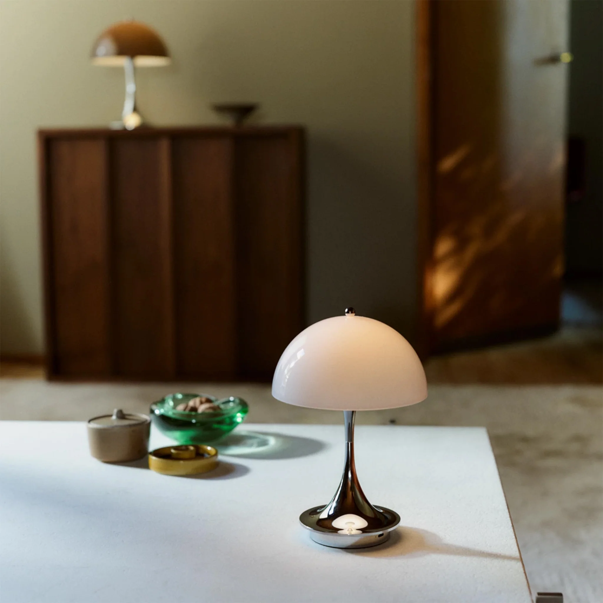 Panthella Originals 160 Portable Lamp - Image 9