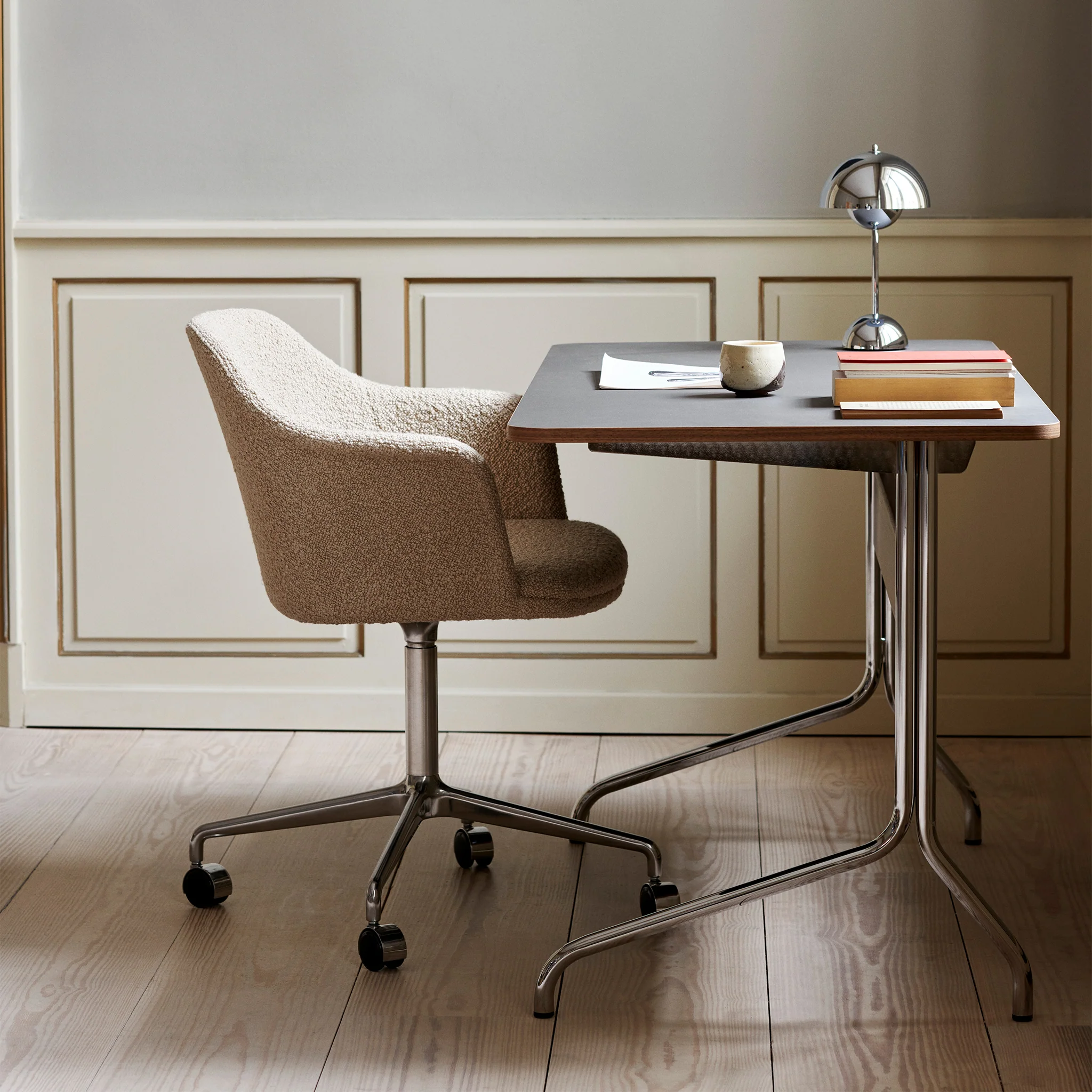 Pavilion Desk AV16 by Anderssen & Voll for &Tradition - Image 6
