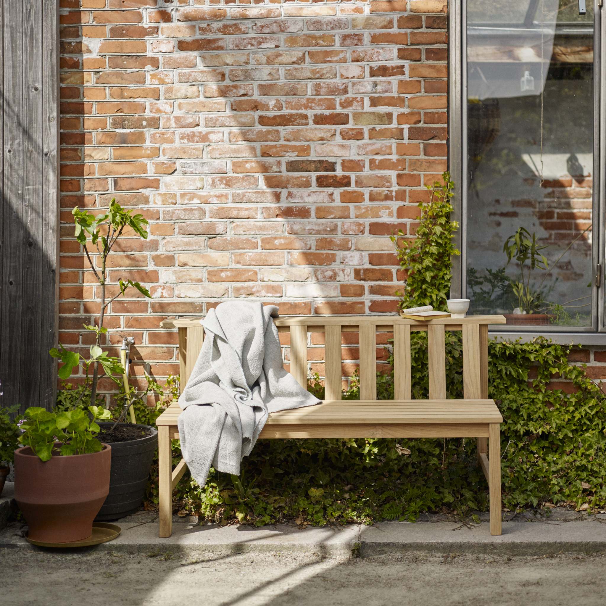 Cadence Bench by Skagerak - Image 2