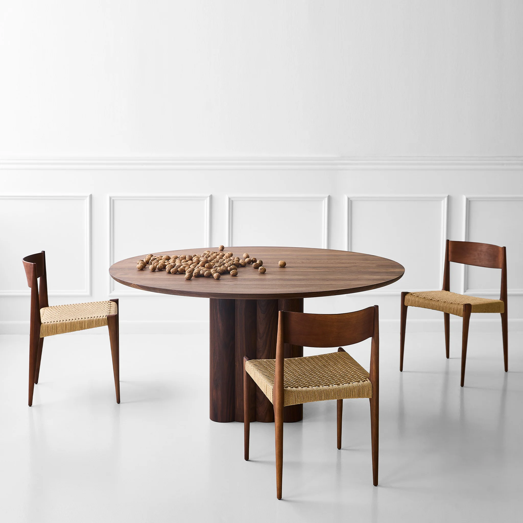 Plush Table Round by Jacob Plejdrup for DK3 - Image 4