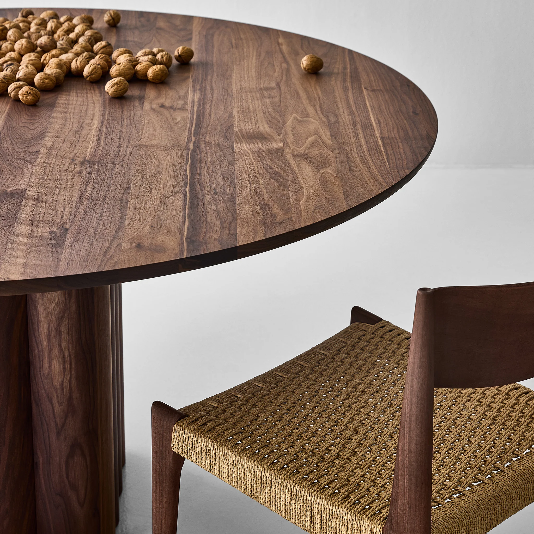 Plush Table Round by Jacob Plejdrup for DK3 - Image 7