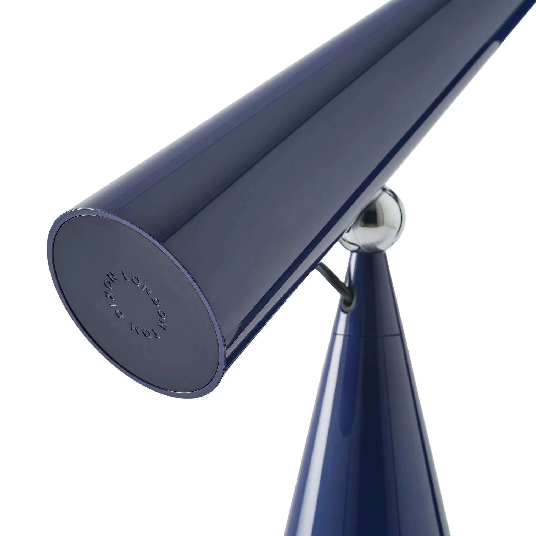 Pose Task Lamp by Tom Dixon - Image 2