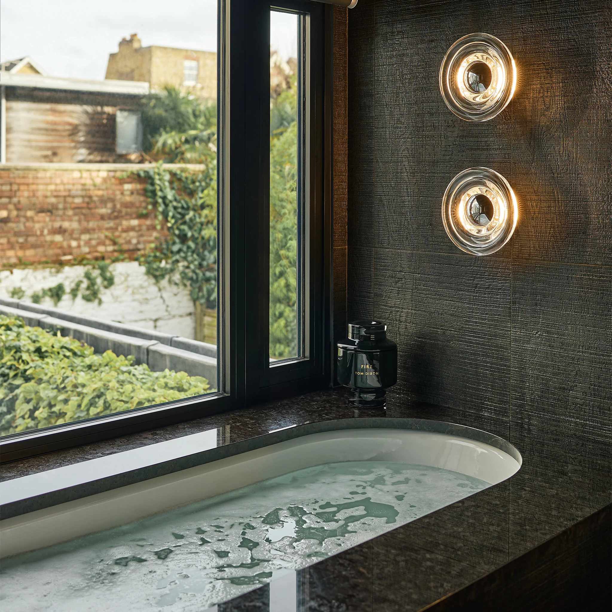 Press Surface Light Large by Tom Dixon - Image 5