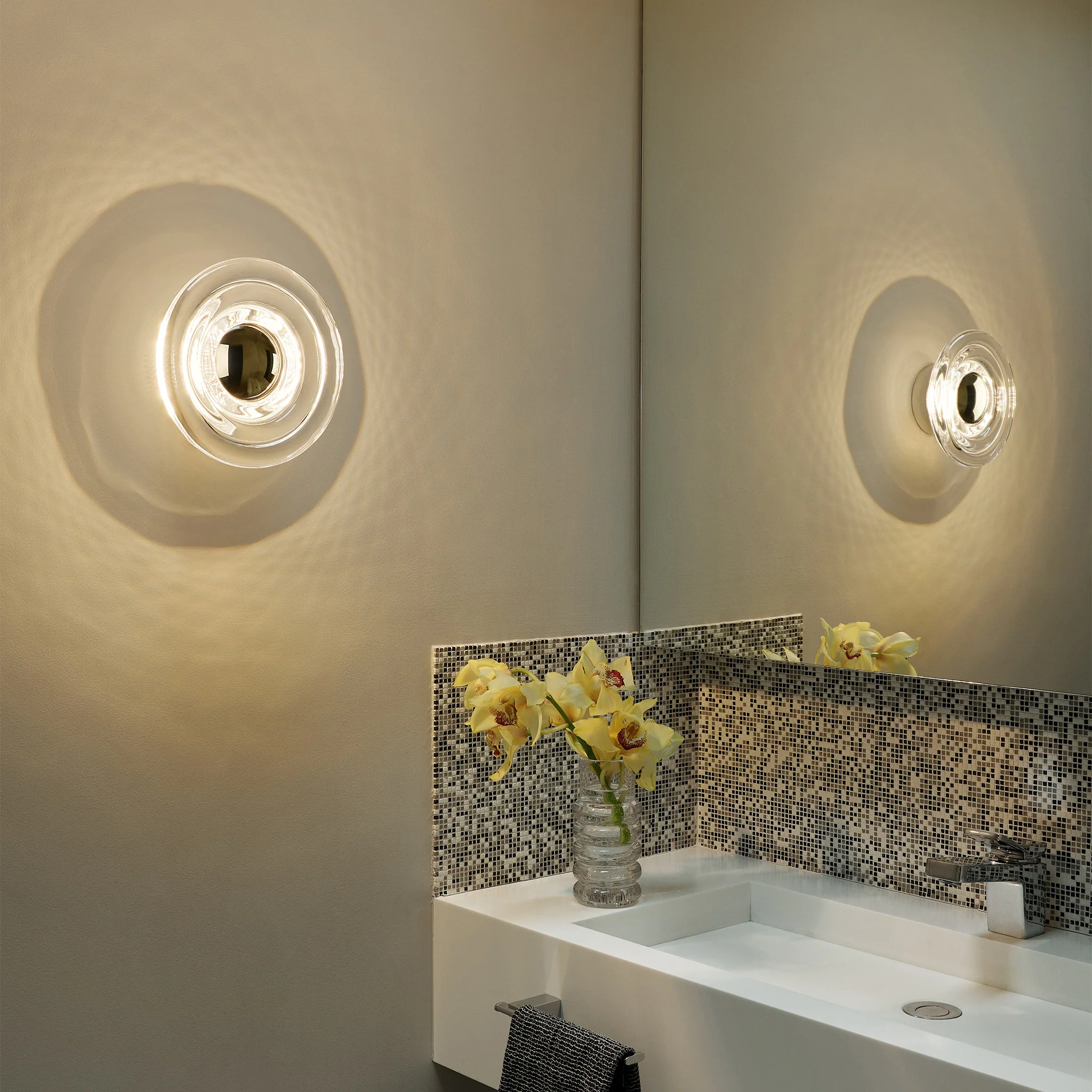 Press Surface Light Mini by Tom Dixon - Image 4