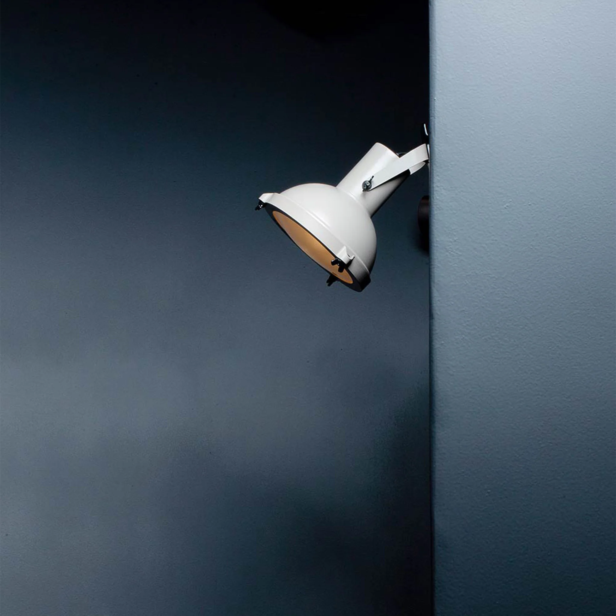 Projecteur 165 Clip Lamp by Nemo - Image 5
