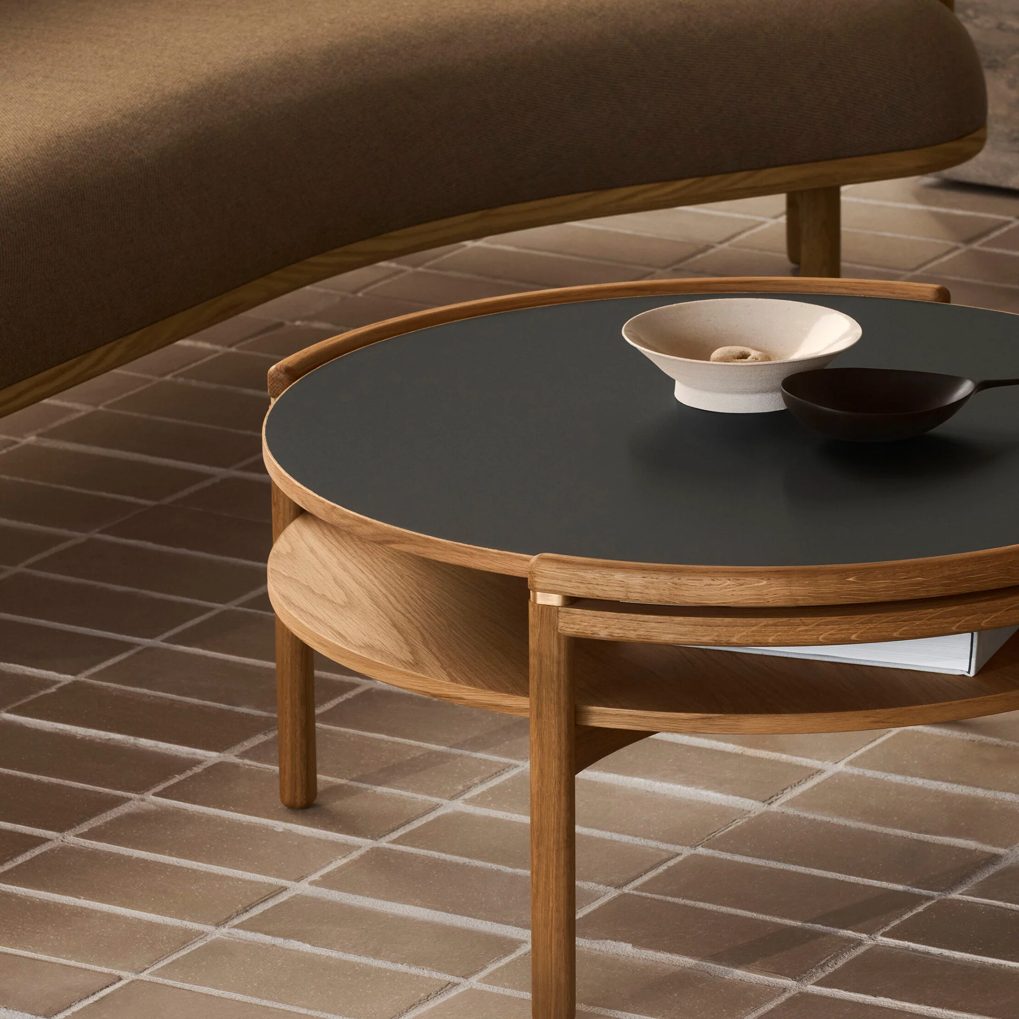 RF1905 Sideways Coffee Table by Carl Hansen & Søn - Image 9