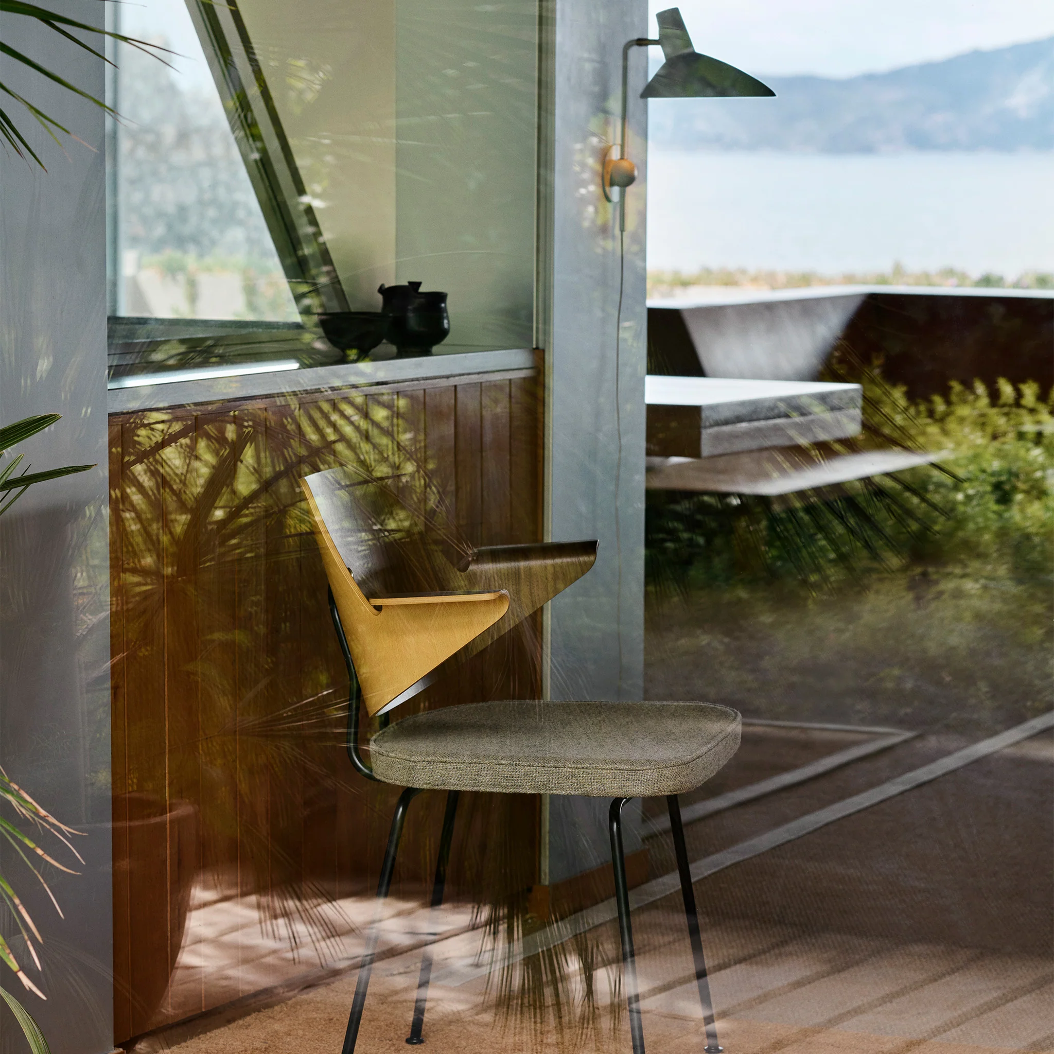 RFH Armchair RD7 by Robin Day - Image 8