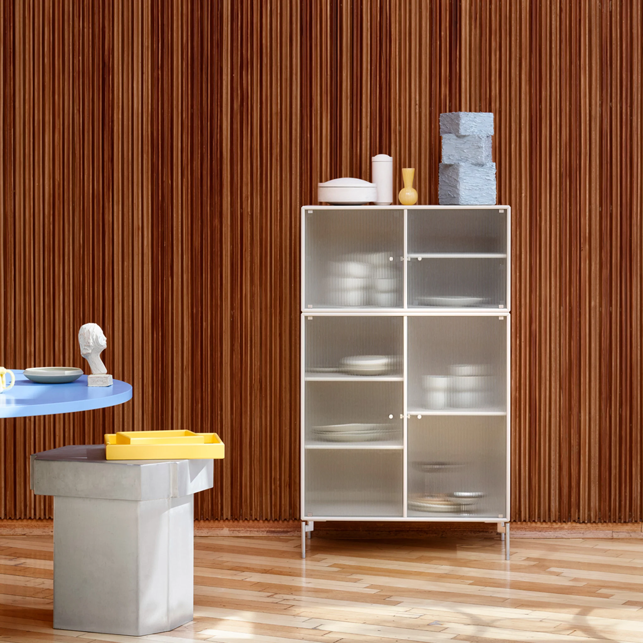 Ripple III Vitrine Cabinet by Montana Furniture - Image 7