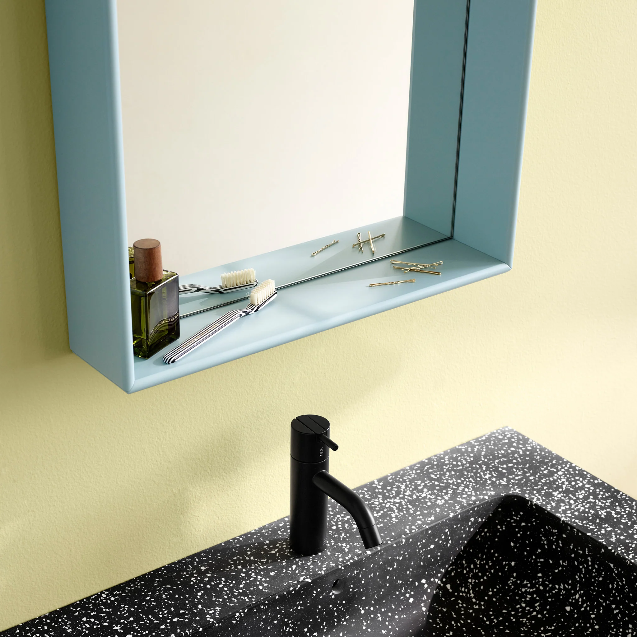 Shelfie Mirror by Montana Furniture - Image 4