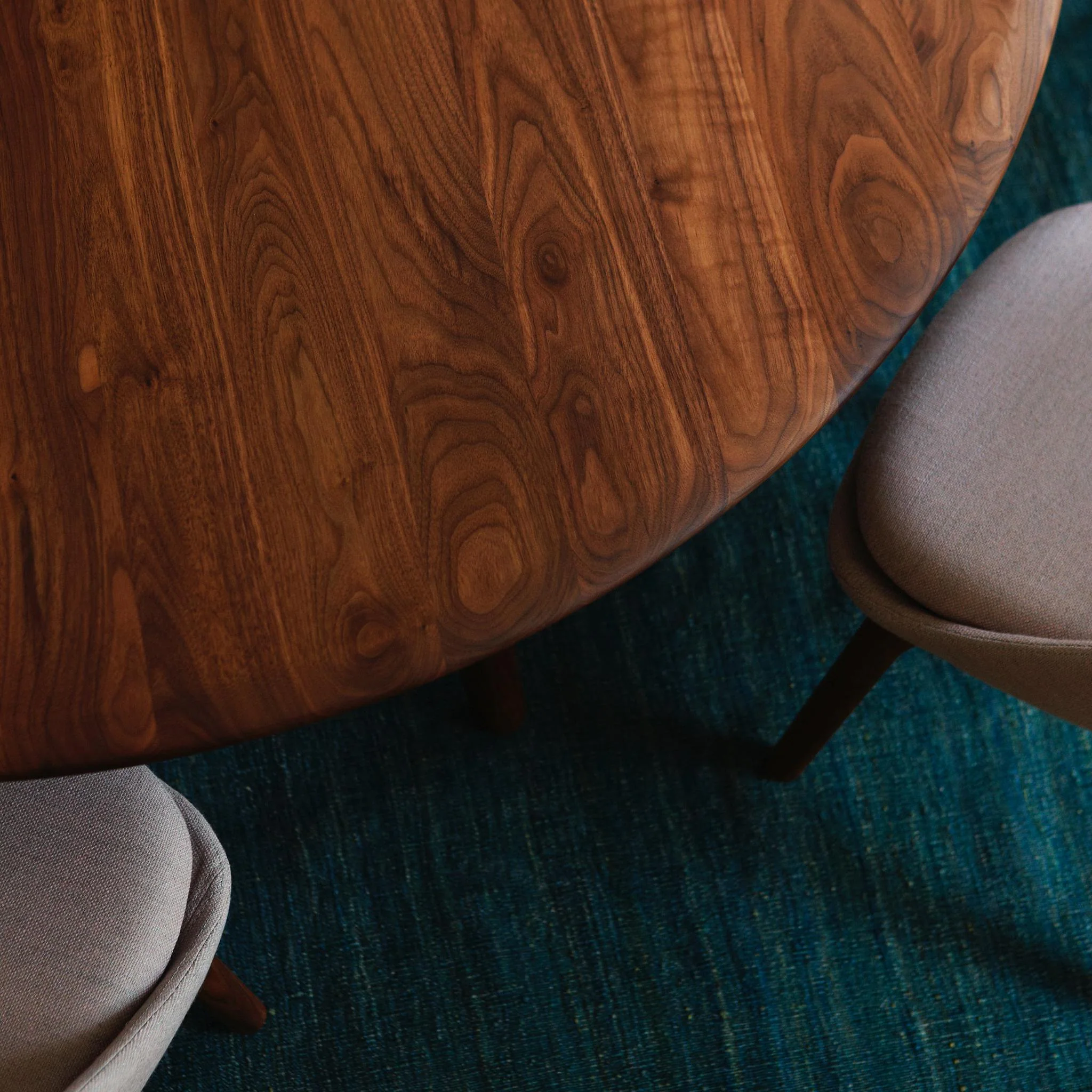 Solo Round Table by Neri & Hu - Image 4