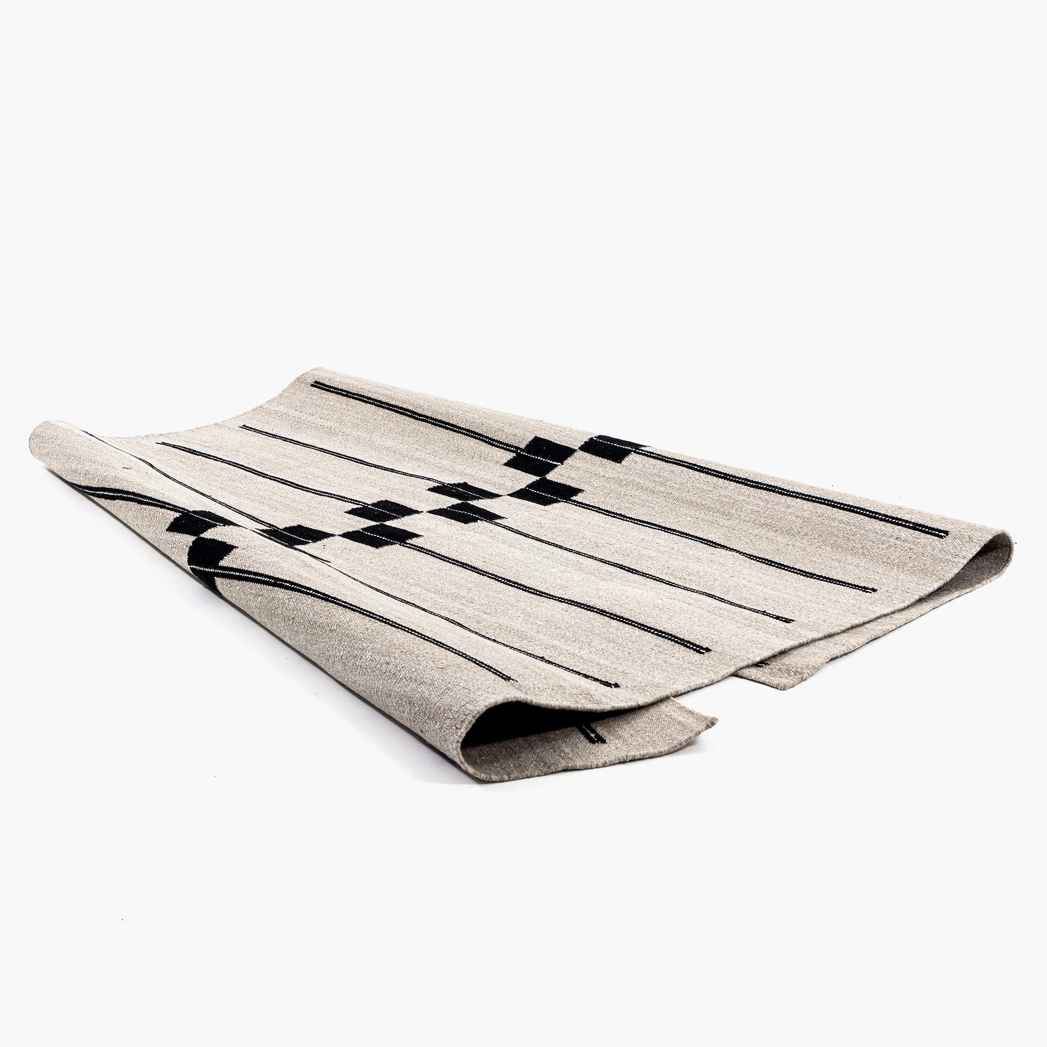 Spine Rug by Eleanor Pritchard - Image 4