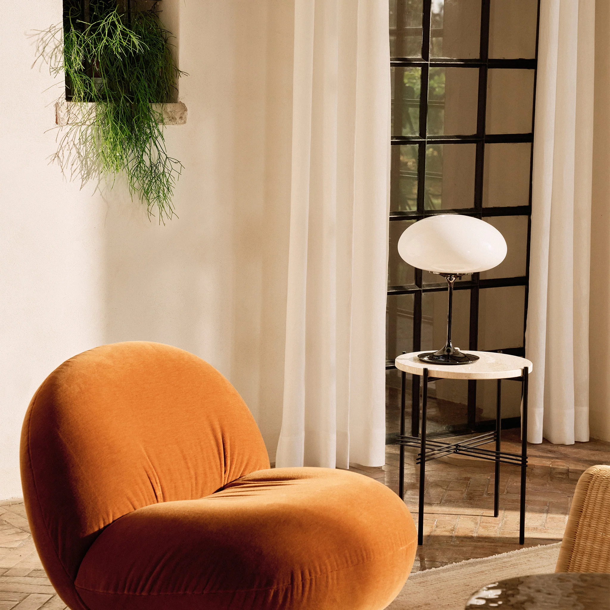 Stemlite Opal Table Lamp by Gubi - Image 5