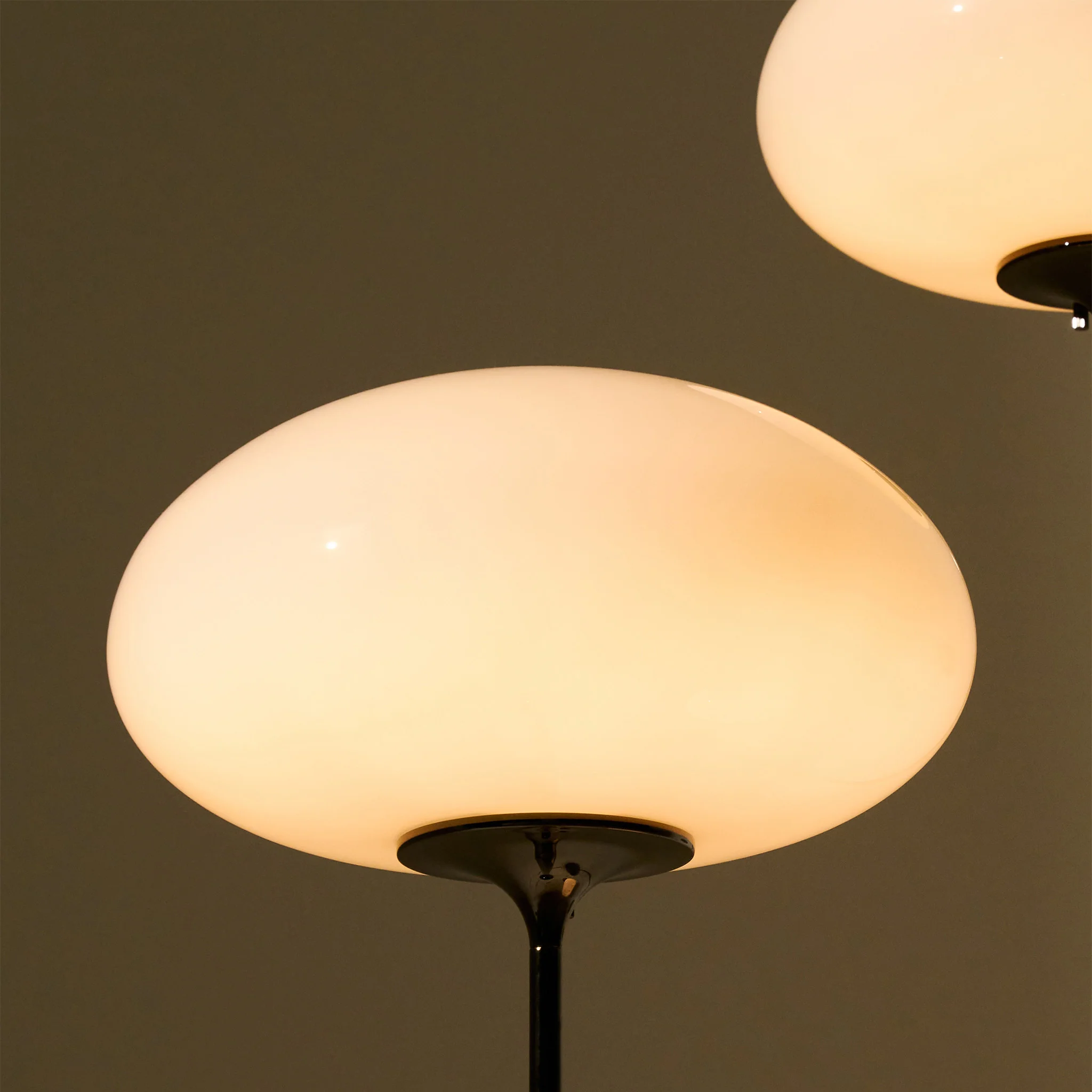 Stemlite Opal Wall Lamp by Gubi - Image 2