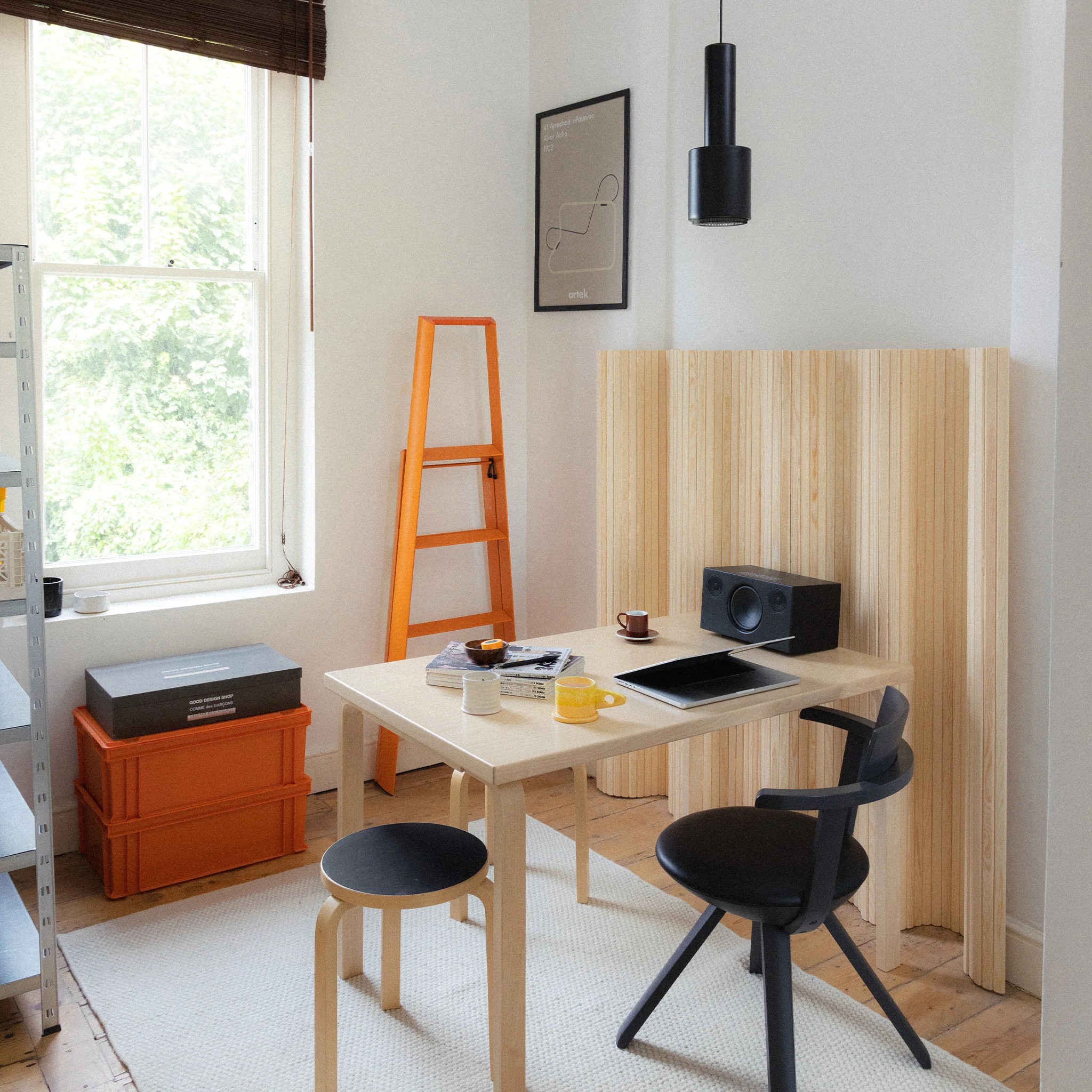 Stool 60 by Alvar Aalto - Image 7