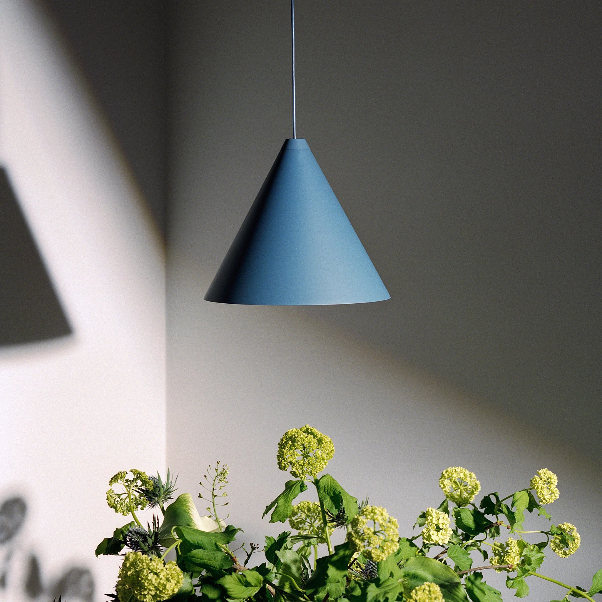 String Light Cone by Flos - Image 6