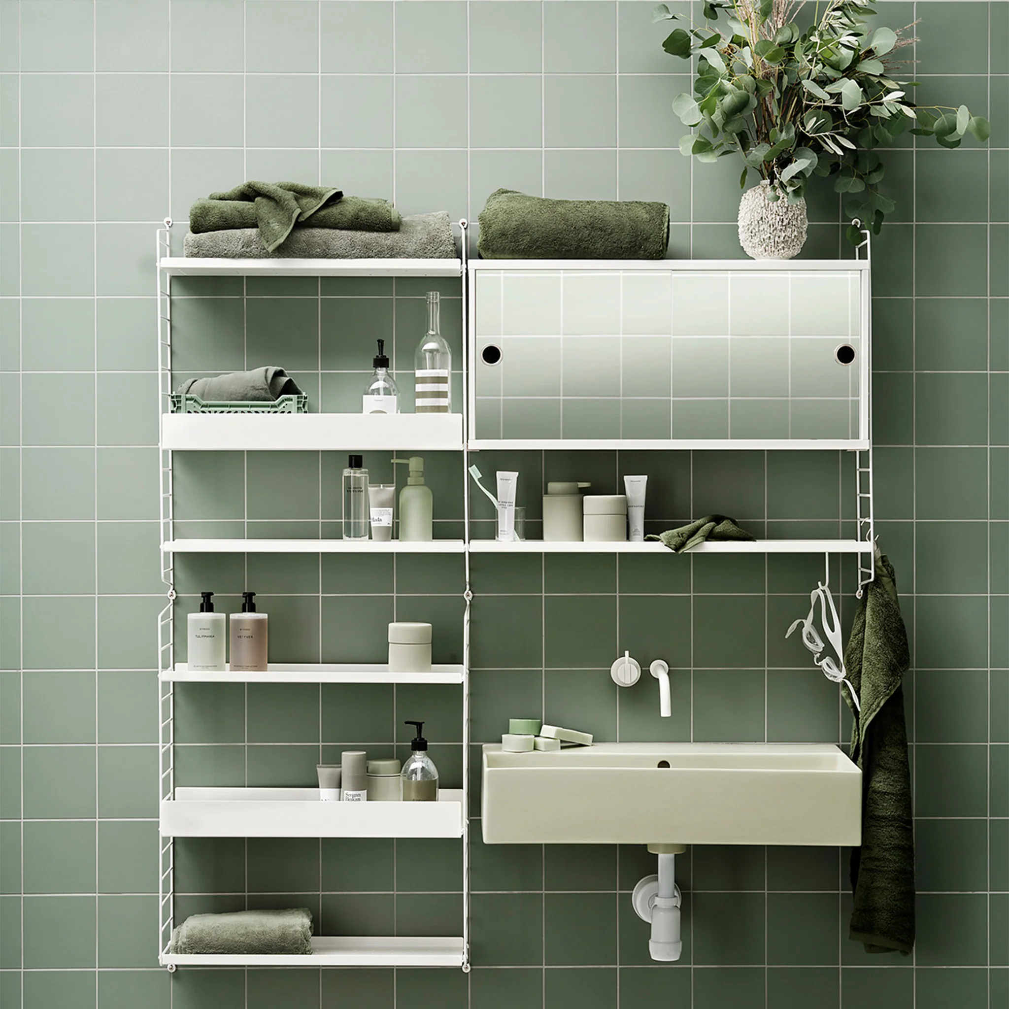 String - Cabinet with Mirror doors - Image 3
