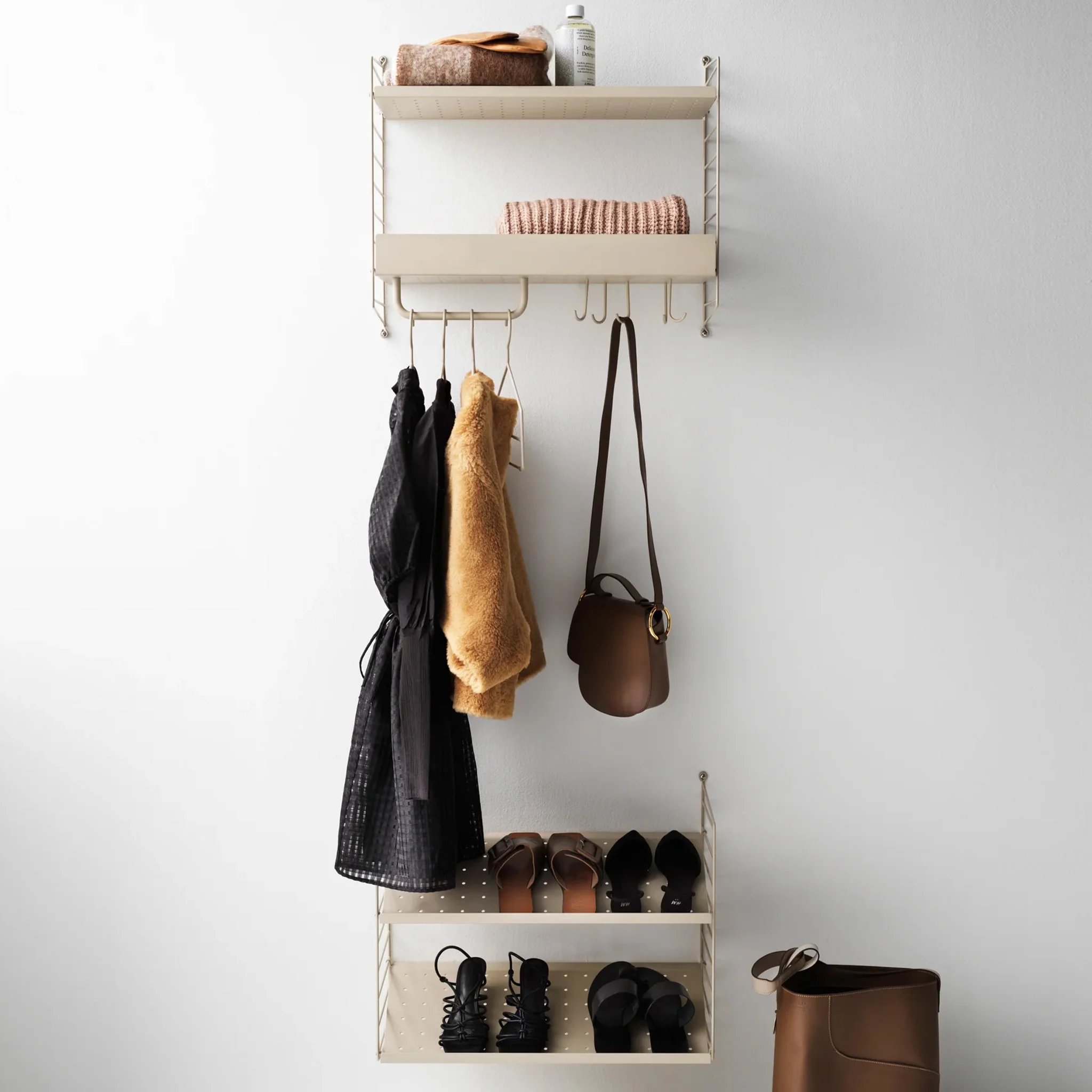 String - Metal Shoe Shelf - Image 3