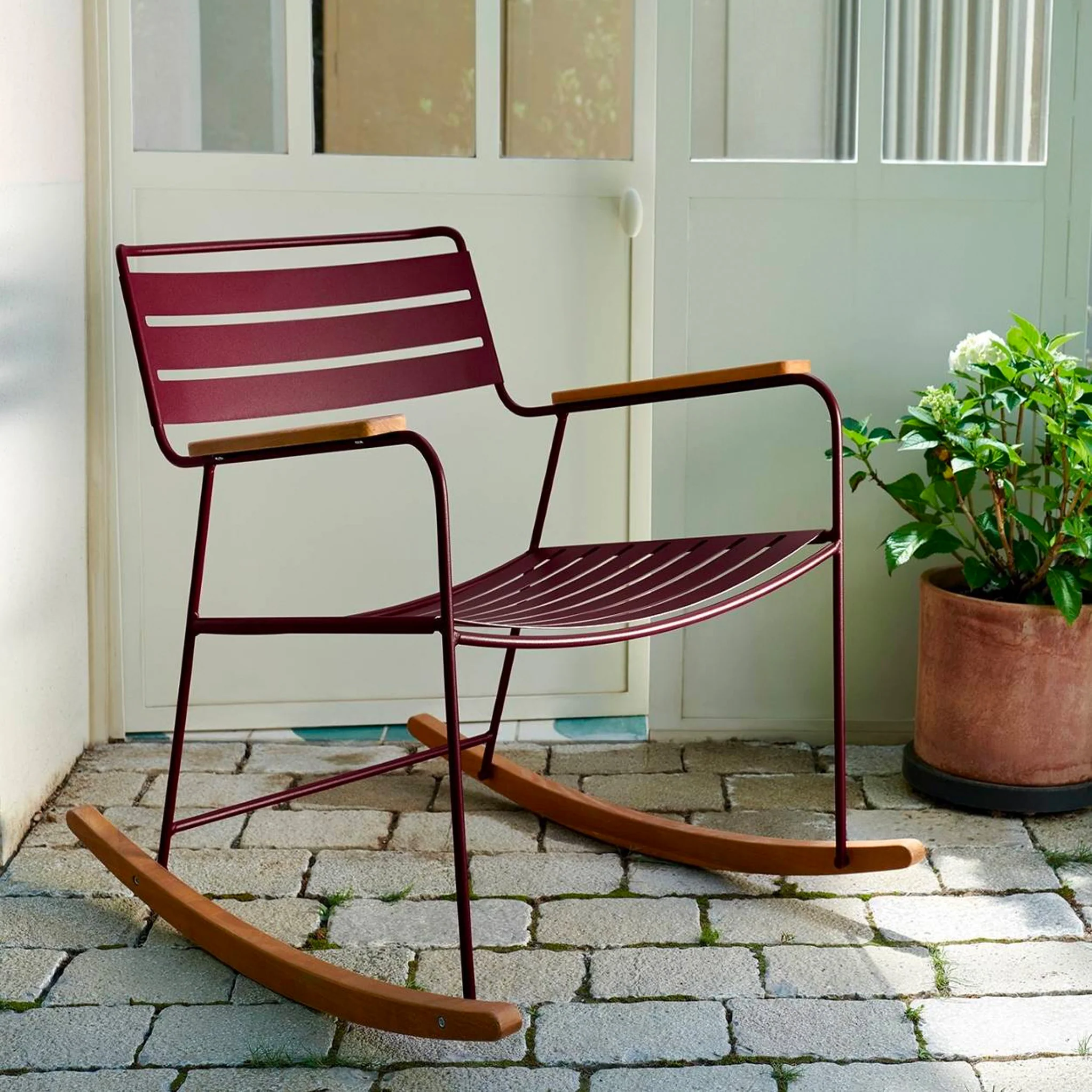 Surprising Rocking Chair by Fermob - Image 4