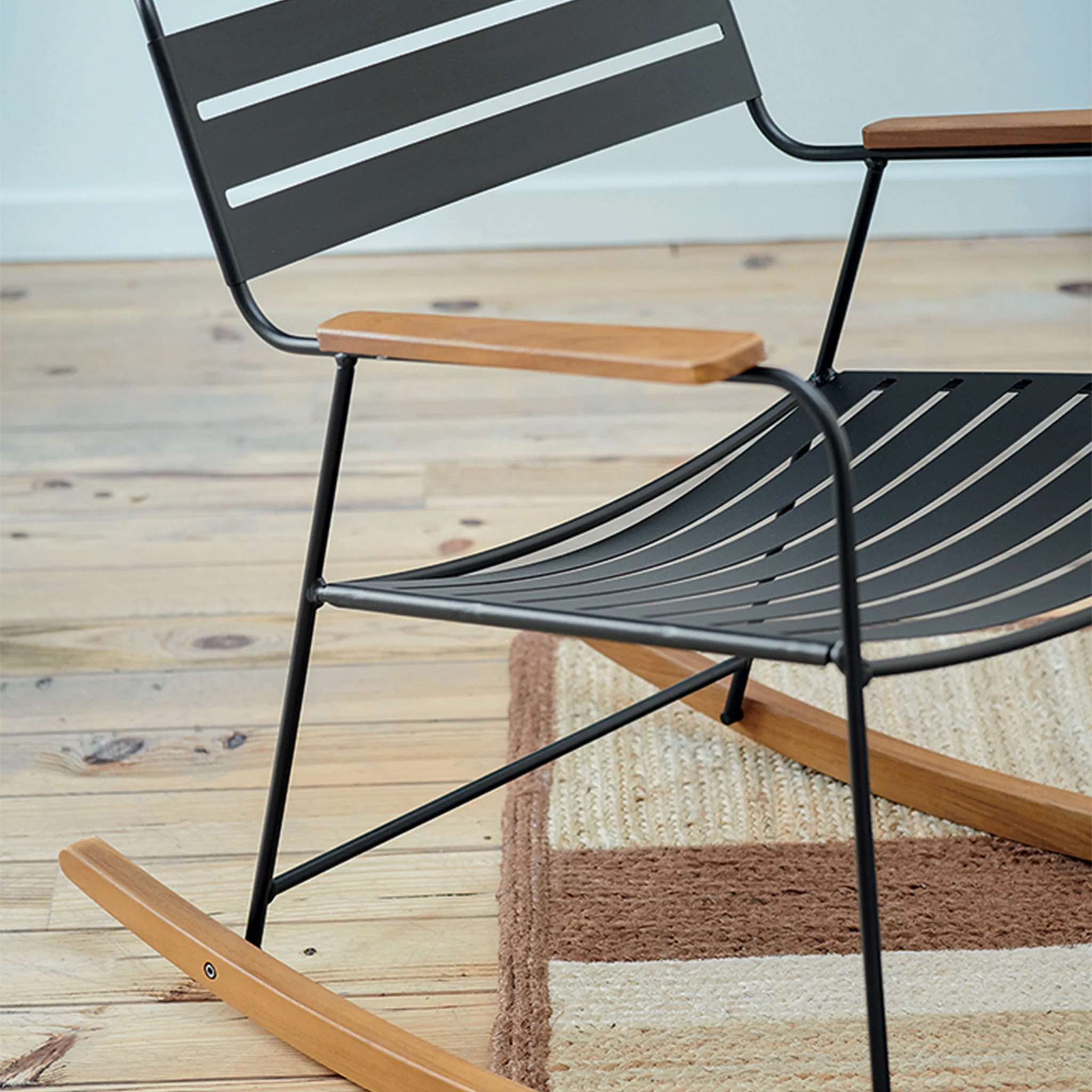 Surprising Rocking Chair by Fermob - Image 5