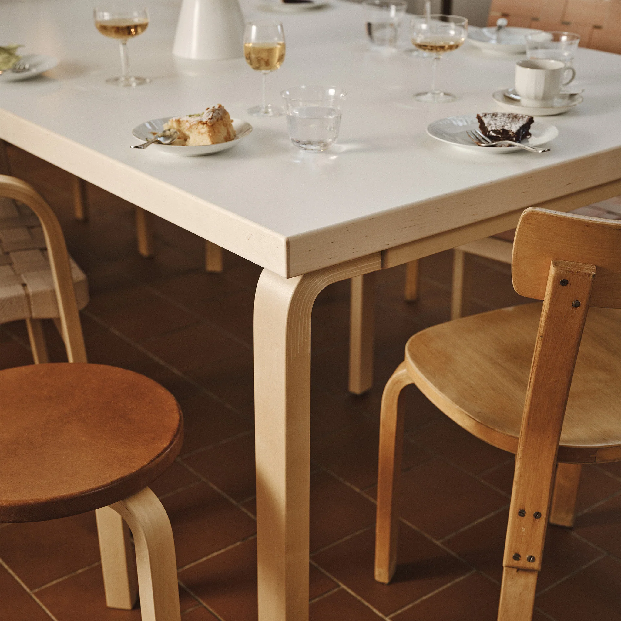 Aalto 83 Table by Artek - Image 10