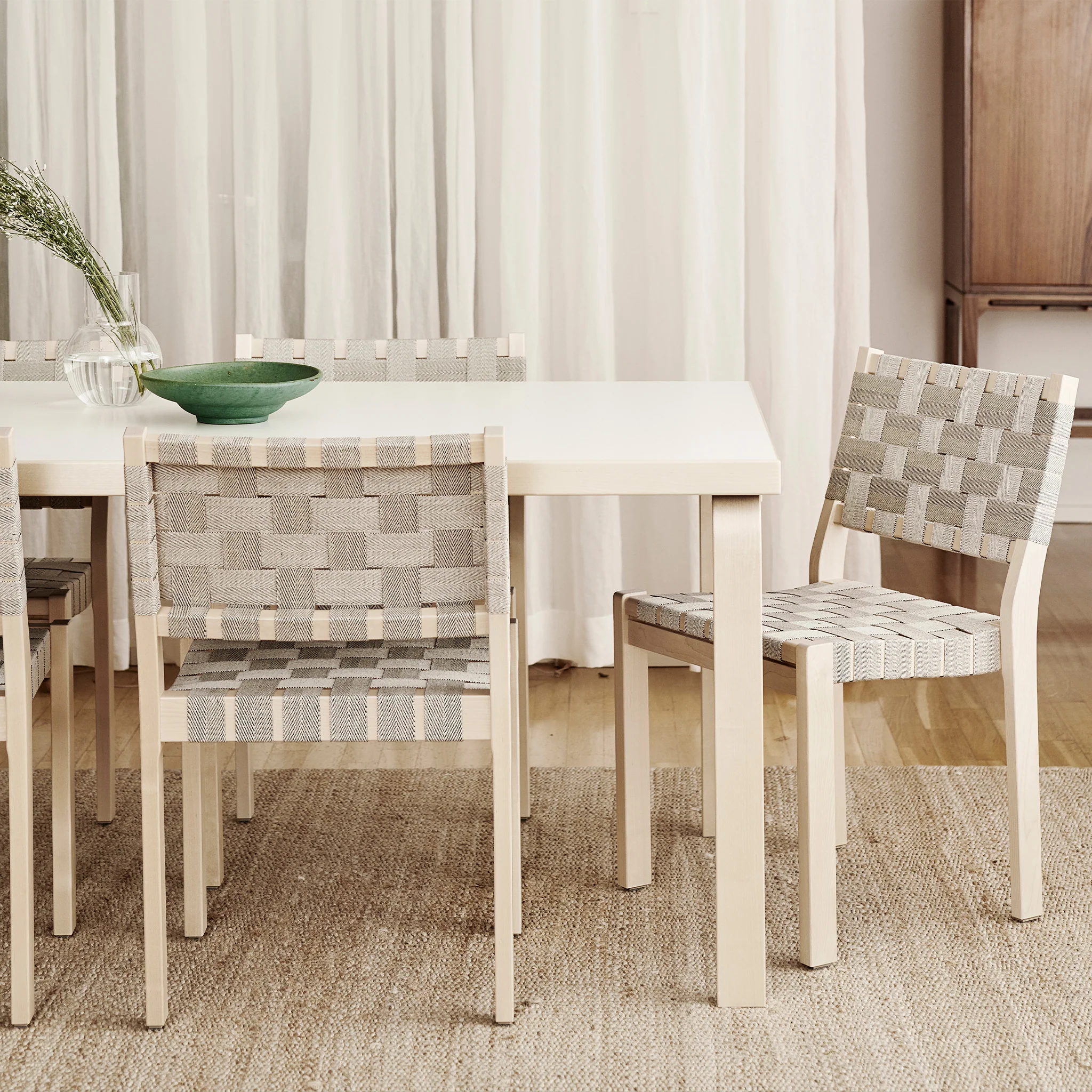 Aalto 83 Table by Artek - Image 7