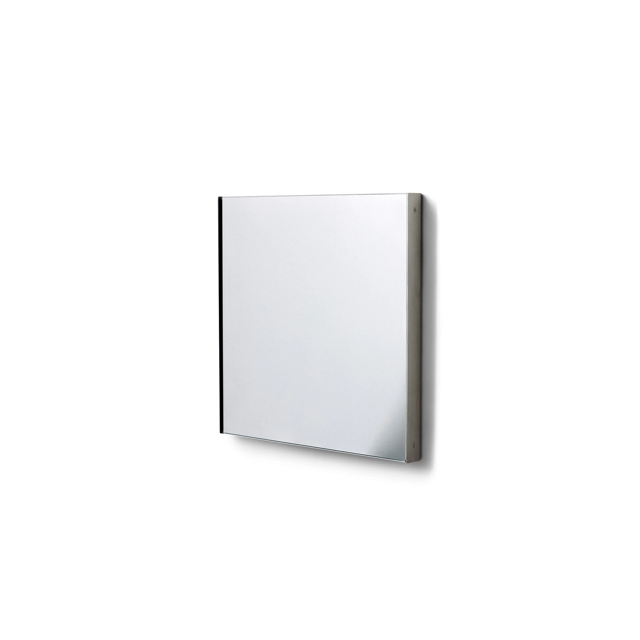 Taper Mirror by Form and Refine - Image 2