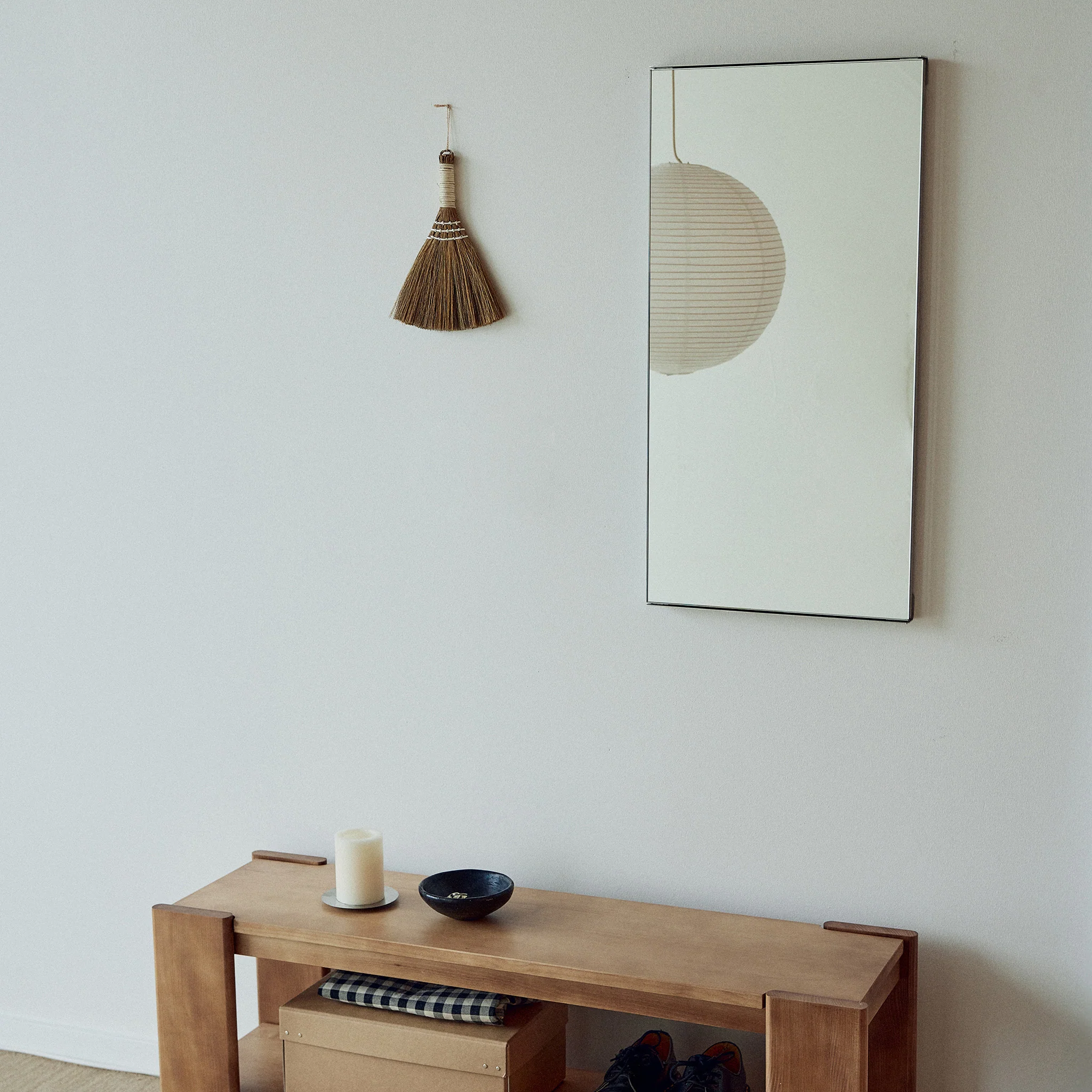 Taper Mirror by Form and Refine - Image 4