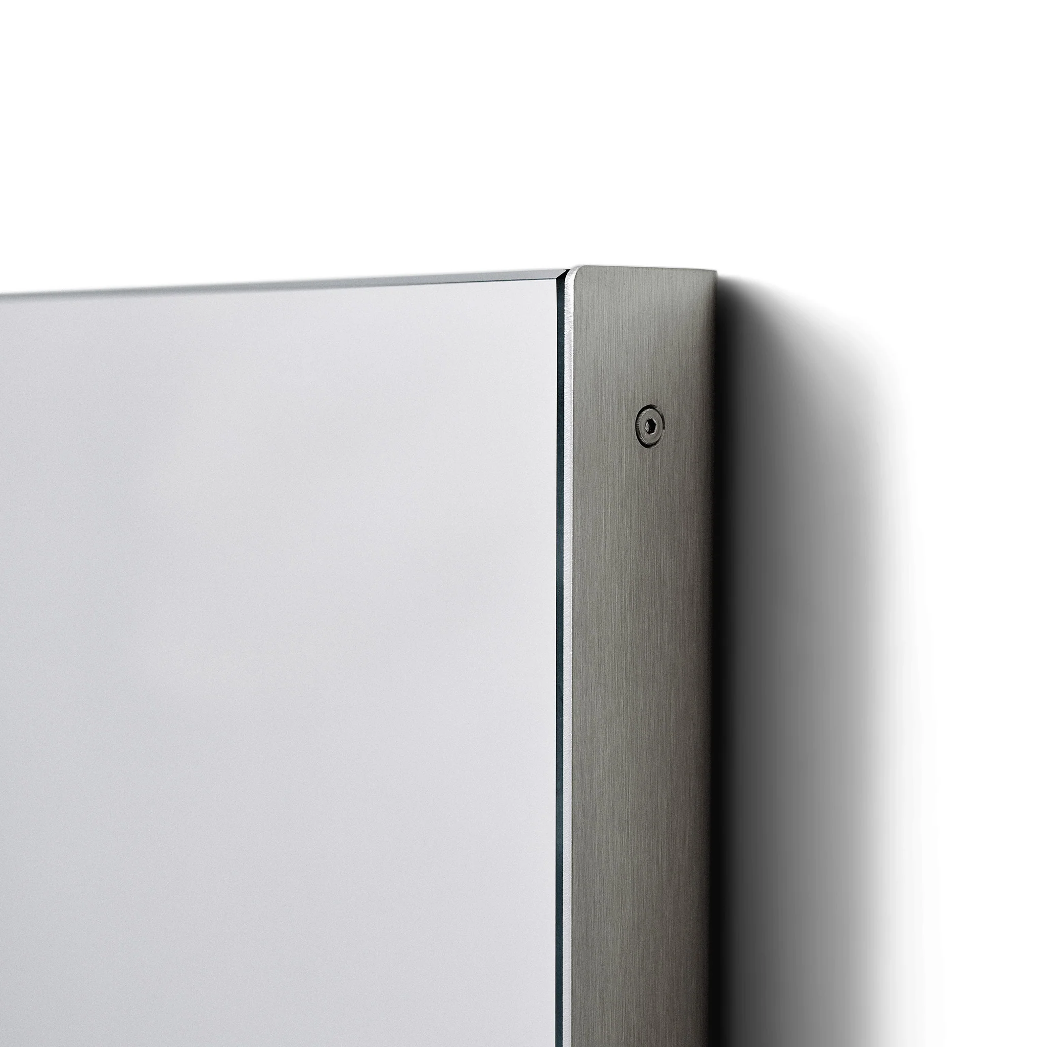 Taper Mirror by Form and Refine - Image 6