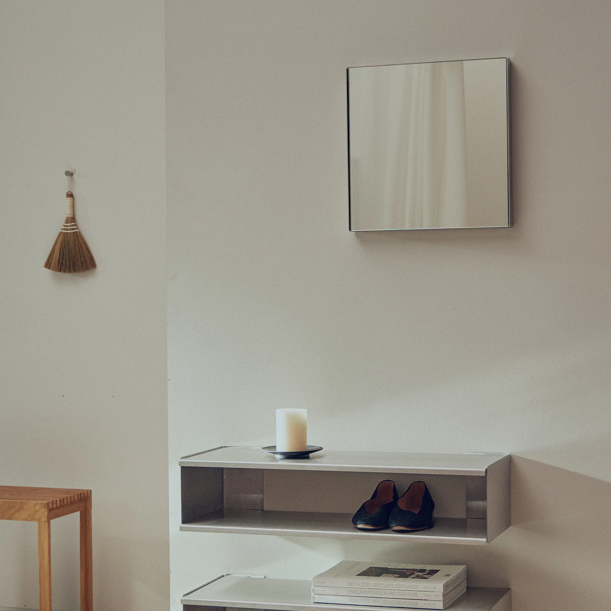 Taper Mirror by Form and Refine - Image 7