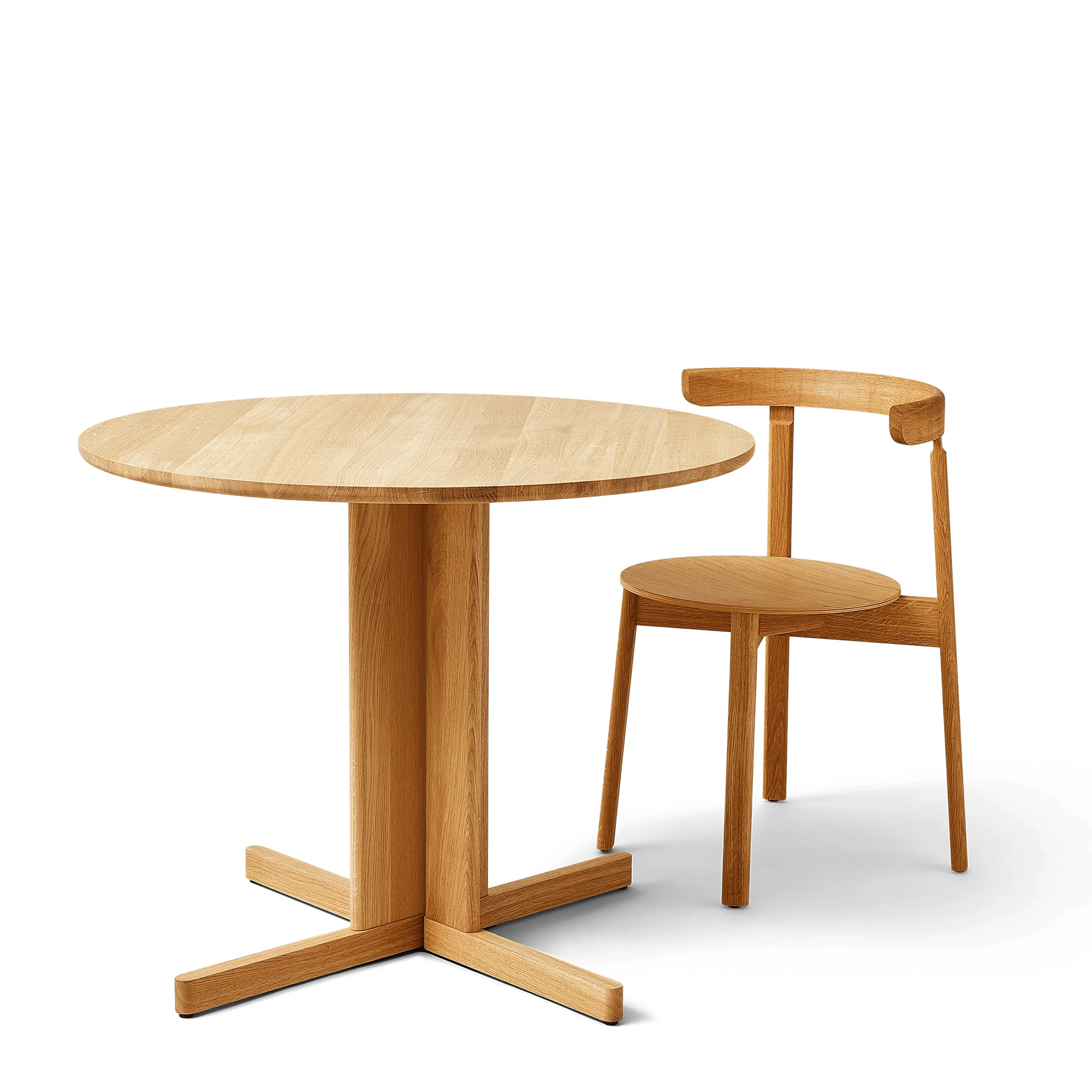 Trefoil Round Table Ø90cm by Form and Refine - Image 5