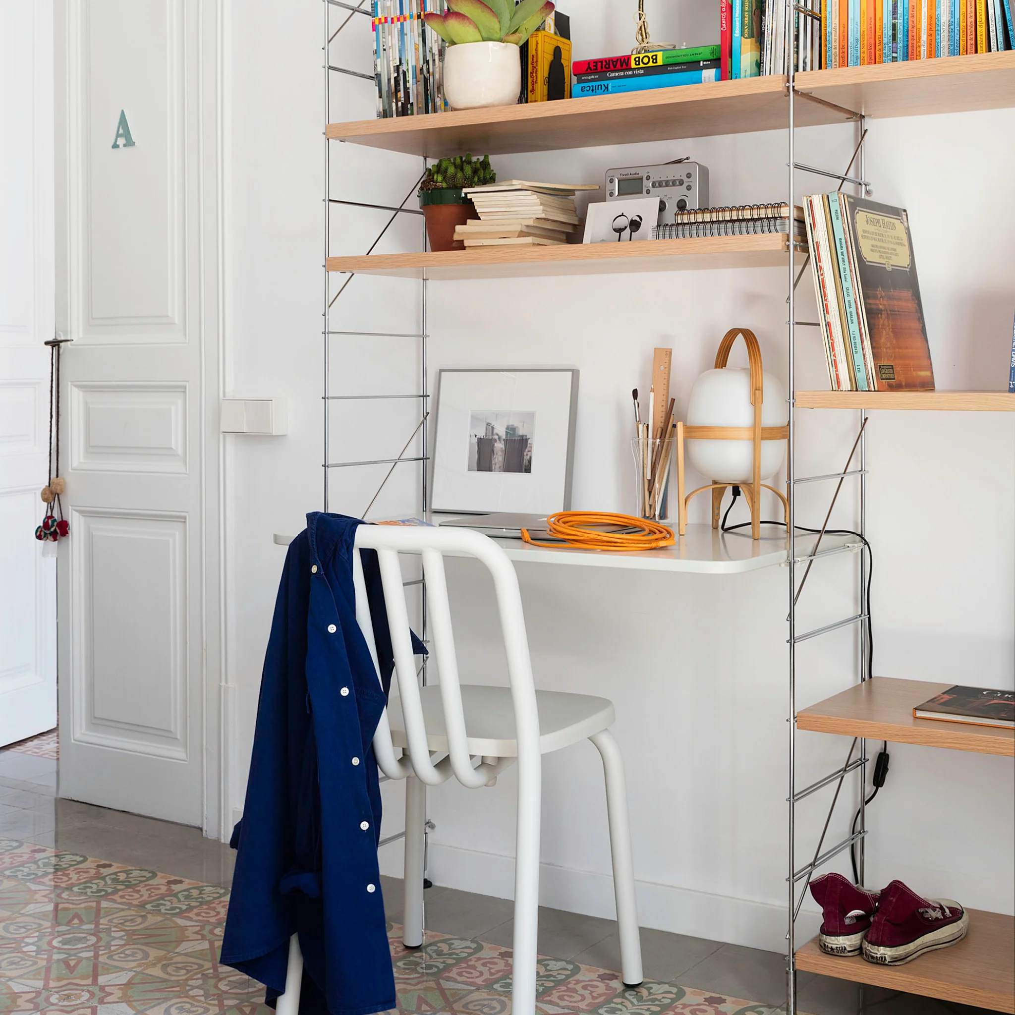 Tria114 Modular Shelving System - Desk - Image 4