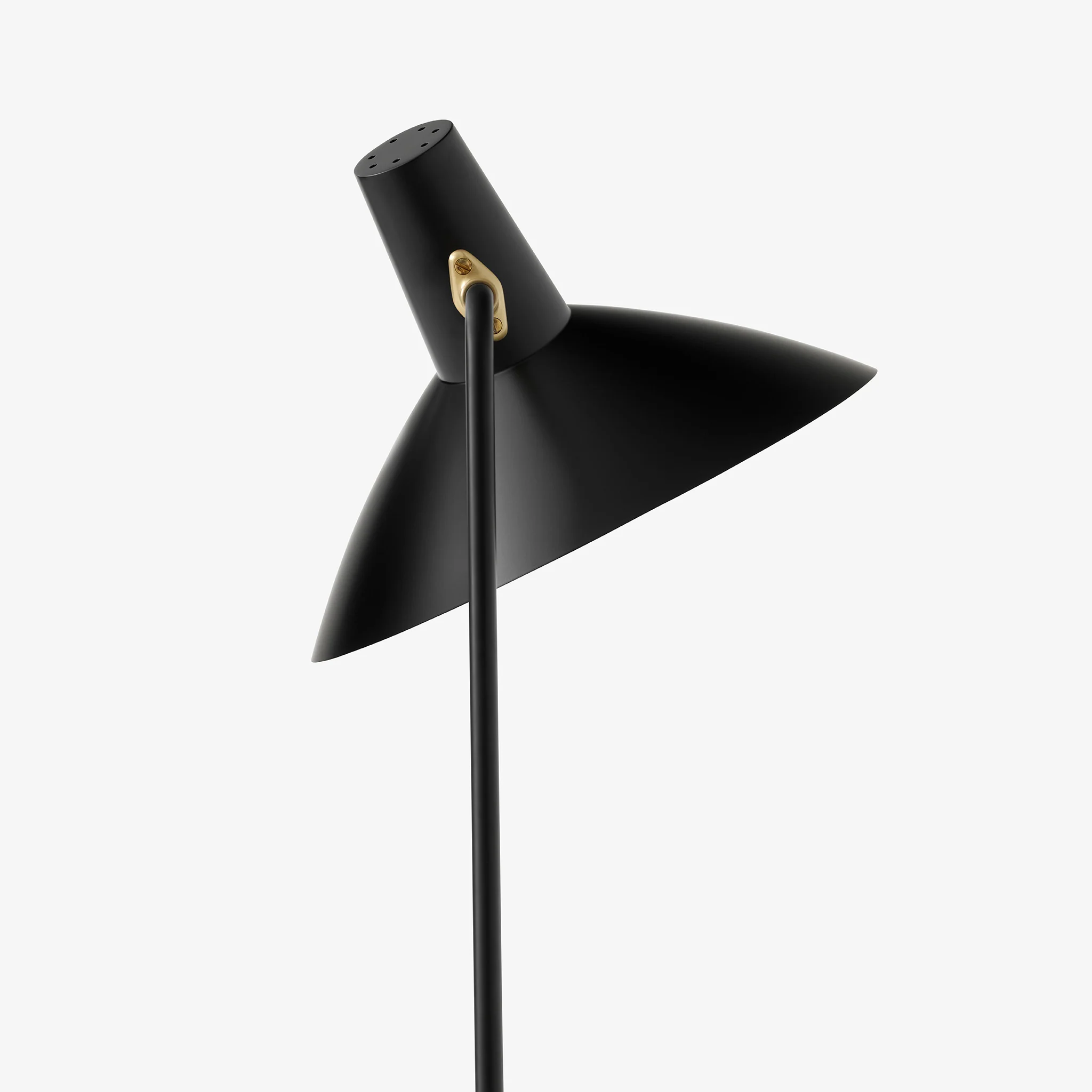 Tripod HM8 Floor Lamp 2024 by Hvidt & Mølgaard - Image 3