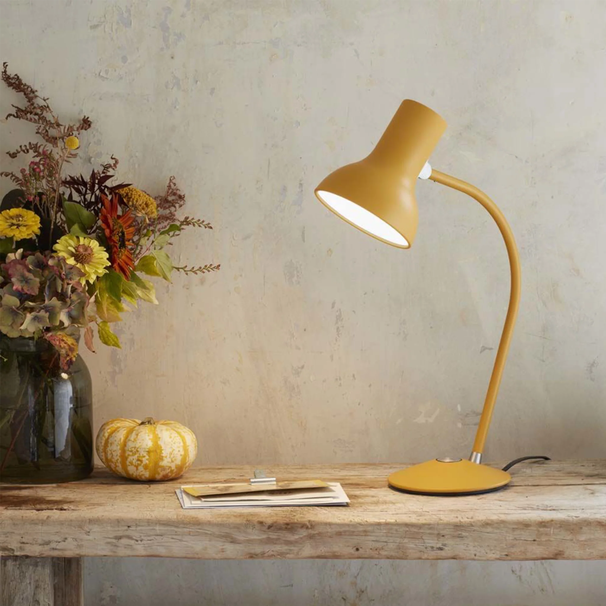 Type 75™ Mini Table Lamp by Anglepoise - Image 5