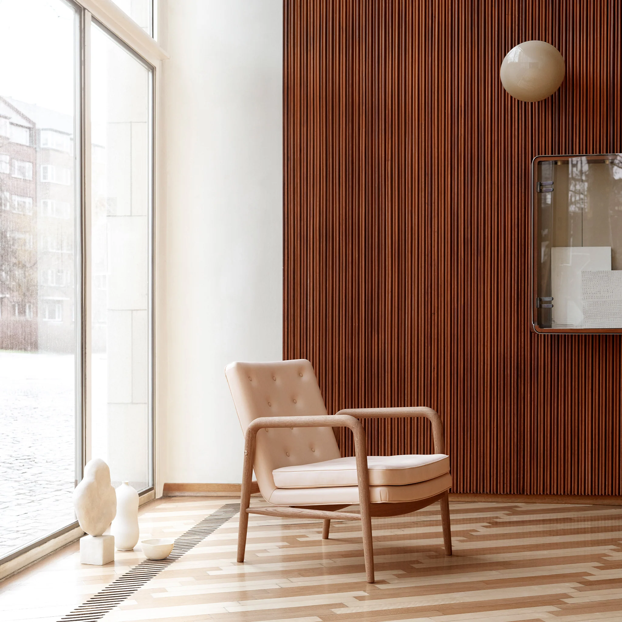 VLA76 Foyer Armchair by Vilhelm Lauritzen - Image 5