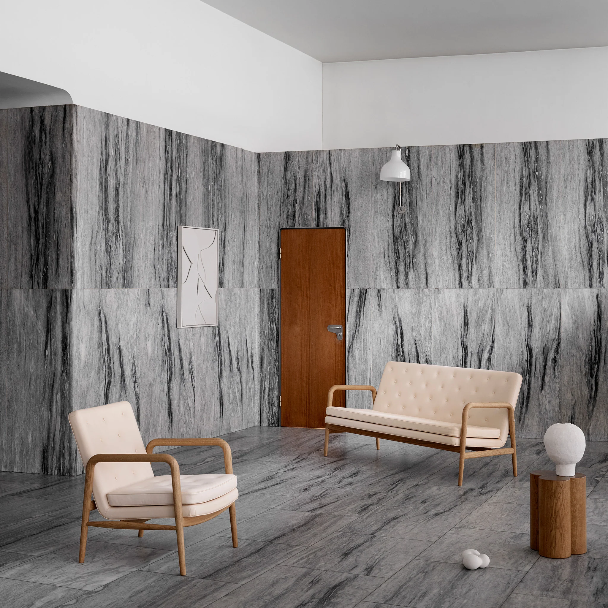 VLA76 Foyer Armchair by Vilhelm Lauritzen - Image 8