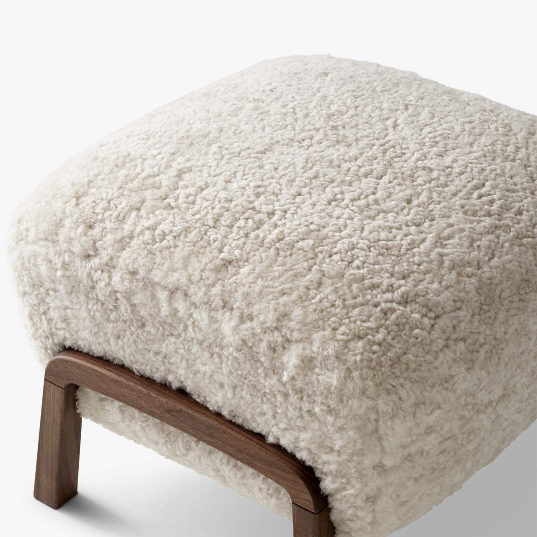 Wulff Pouf ATD3 by &Tradition - Image 3